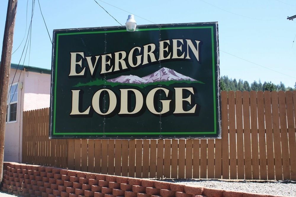 Evergreen Lodge Маунт-Шаста Экстерьер фото